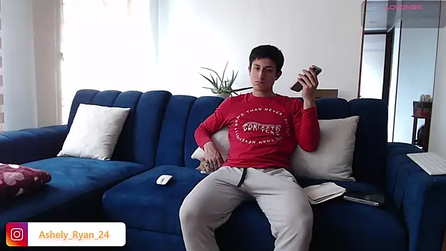 ashely ryan24 online show from 16, 2, 2025