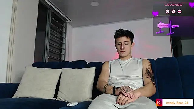 ashely ryan24 online show from 12, 9, 2025