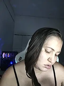 Snapshot of dani123unica chatting on 7, 7, 2026 dani123unica online show from 7, 7, 2026