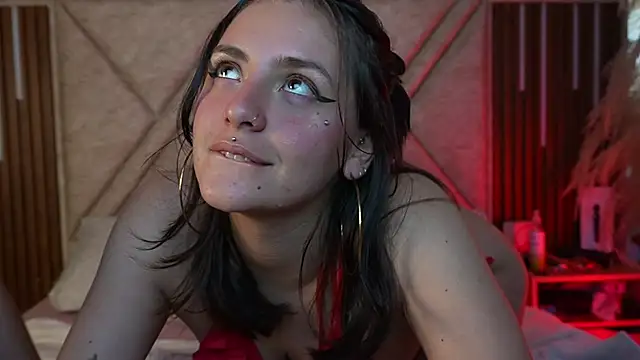 Snapshot of DeniseandDerek_time chatting on 22, 12, 2025 DeniseandDerek time online show from 22, 12, 2025