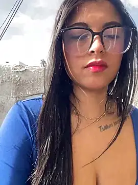 Snapshot of Dulce-diosa chatting on 11, 11, 2025 Dulce-diosa online show from 11, 11, 2025