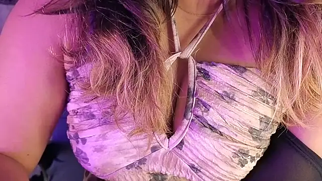 Snapshot of Asian_FemQeen chatting on 25, 11, 2025 Asian FemQeen online show from 25, 11, 2025