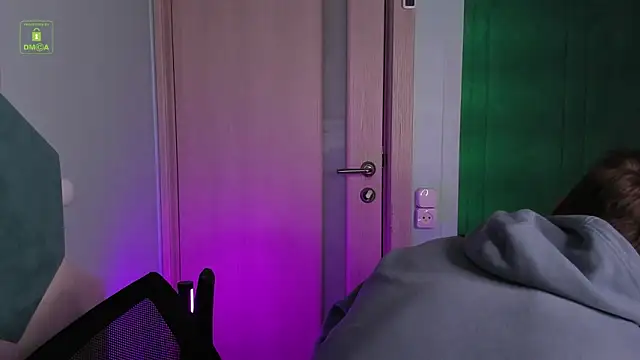 Snapshot of MarkGWalker chatting on 21, 12, 2024 MarkGWalker online show from 21, 12, 2024