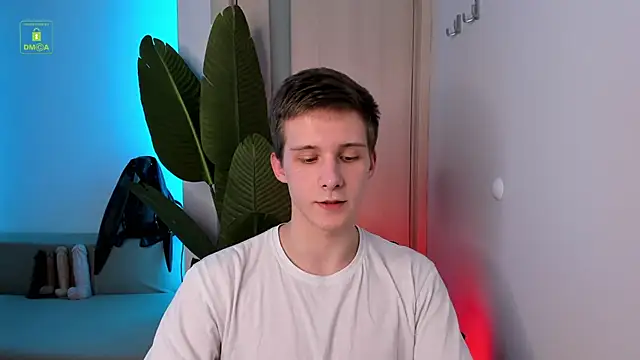 Snapshot of MarkGWalker chatting on 24, 12, 2024 MarkGWalker online show from 24, 12, 2024