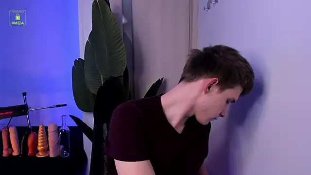 Snapshot of MarkGWalker chatting on 16, 2, 2025 MarkGWalker online show from 16, 2, 2025