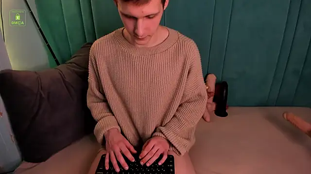 Snapshot of MarkGWalker chatting on 19, 2, 2025 MarkGWalker online show from 19, 2, 2025