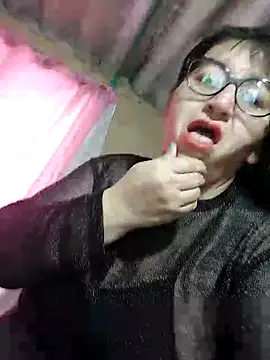 clarita 01 online show from 25, 10, 2025