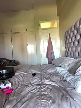 Indianbutter11 online show from 22, 2, 2025