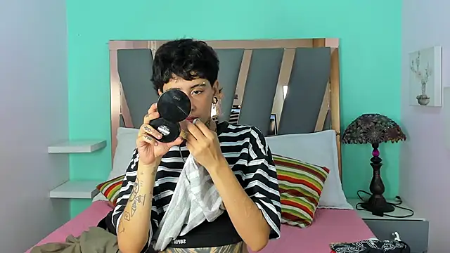 Snapshot of Ethan_lennox chatting on 30, 11, 2025 Ethan lennox online show from 30, 11, 2025