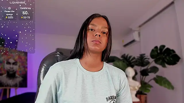 Snapshot of JANYLOVE__ chatting on 6, 2, 2025 JANYLOVE online show from 6, 2, 2025