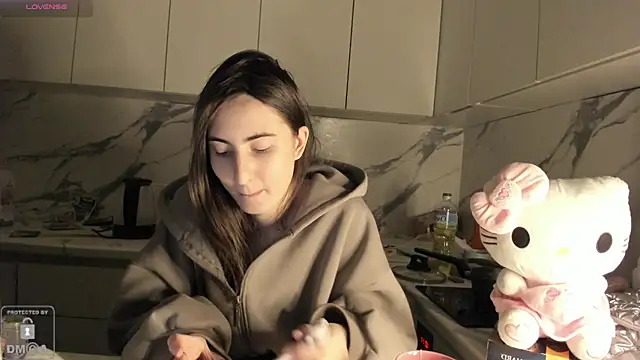 Ayesha Thebestt online show from 2, 2, 2026