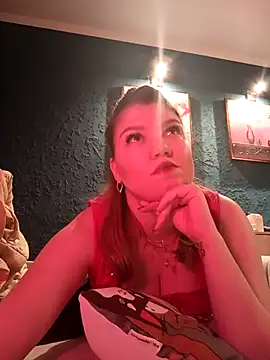 Snapshot of VioletteWay chatting on 19, 2, 2025 VioletteWay online show from 19, 2, 2025