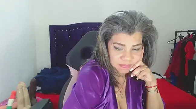 Snapshot of vikyadams chatting on 21, 3, 2025 vikyadams online show from 21, 3, 2025