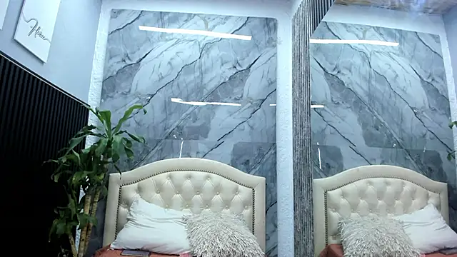 Snapshot of PamelaAnderson_2 chatting on 1, 2, 2025 PamelaAnderson 2 online show from 1, 2, 2025