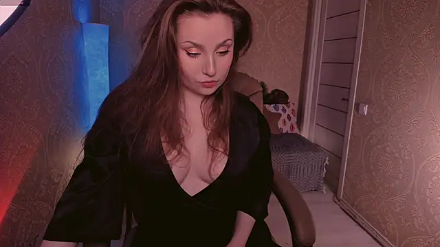 Snapshot of Eesmaaarrr chatting on 15, 9, 2025 Eesmaaarrr online show from 15, 9, 2025