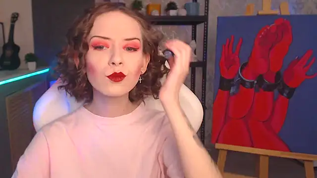 Snapshot of FascinatingEyess chatting on 26, 11, 2025 FascinatingEyess online show from 26, 11, 2025