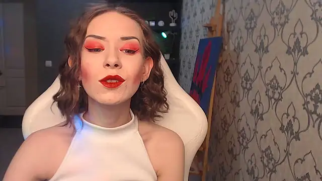 FascinatingEyess online show from 25, 5, 2026