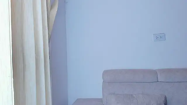 Snapshot of laurent_nova chatting on 23, 1, 2025 laurent nova online show from 23, 1, 2025