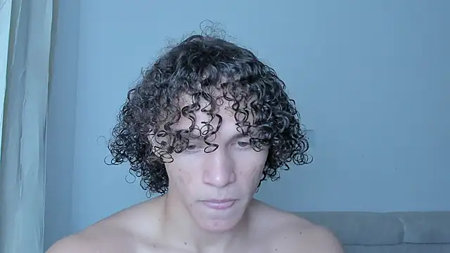 Snapshot of laurent_nova chatting on 8, 2, 2025 laurent nova online show from 8, 2, 2025