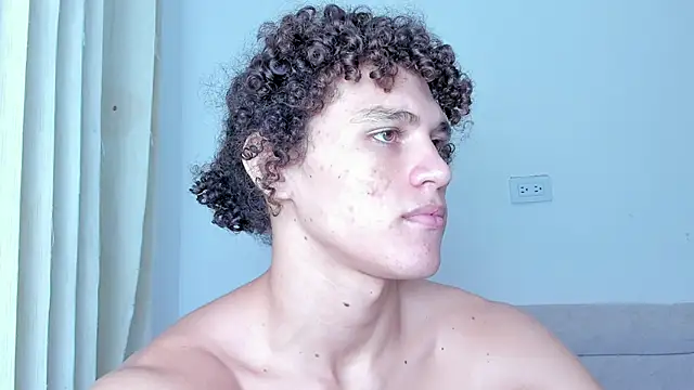 Snapshot of laurent_nova chatting on 9, 2, 2025 laurent nova online show from 9, 2, 2025