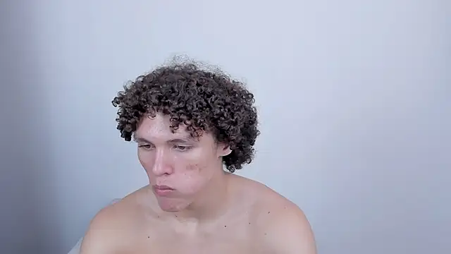 Snapshot of laurent_nova chatting on 18, 3, 2025 laurent nova online show from 18, 3, 2025