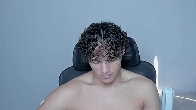 Snapshot of laurent_nova chatting on 27, 10, 2025 laurent nova online show from 27, 10, 2025