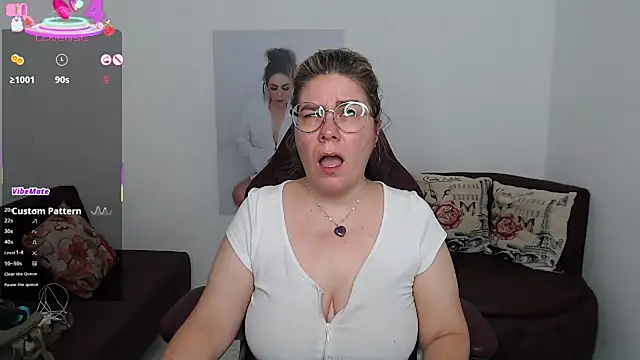 zehra sanem online show from 8, 11, 2025