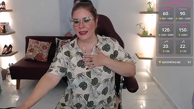 Snapshot of zehra_sanem chatting on 12, 3, 2026 zehra sanem online show from 12, 3, 2026