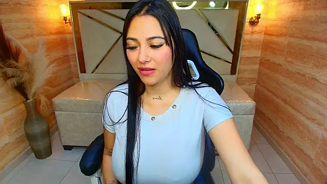 Dakotha v  online show from 16, 12, 2025