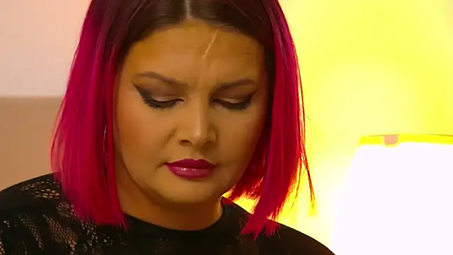 RissaRheys online show from 3, 12, 2024