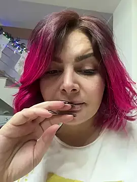 RissaRheys online show from 18, 12, 2024