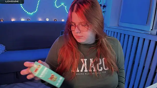 Snapshot of Melissa_Purr chatting on 22, 11, 2025 Melissa Purr online show from 22, 11, 2025