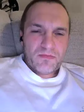 Snapshot of AttractiveSilk5 chatting on 21, 12, 2025 AttractiveSilk5 online show from 21, 12, 2025