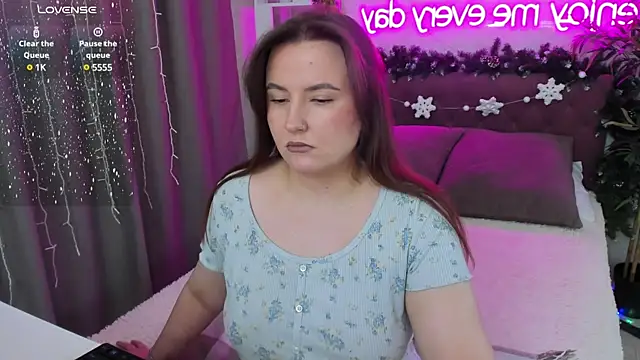 Snapshot of FeralPeach chatting on 16, 1, 2025 FeralPeach online show from 16, 1, 2025