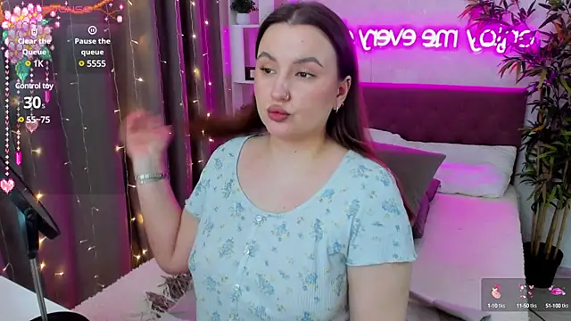 Snapshot of FeralPeach chatting on 9, 3, 2025 FeralPeach online show from 9, 3, 2025