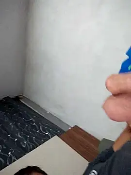 Snapshot of 719610 chatting on 19, 12, 2025 719610 online show from 19, 12, 2025