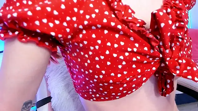 Mia Madden online show from 24, 11, 2025