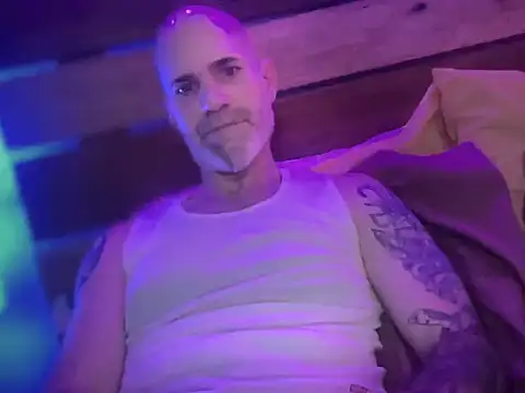 Snapshot of NC_Bald_and_Beautiful chatting on 20, 12, 2025 NC Bald and Beautiful online show from 20, 12, 2025