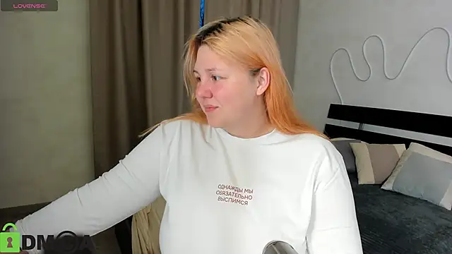 Snapshot of Ruth_Oliver chatting on 27, 10, 2025 Ruth Oliver online show from 27, 10, 2025