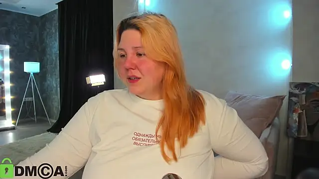 Snapshot of Ruth_Oliver chatting on 28, 10, 2025 Ruth Oliver online show from 28, 10, 2025