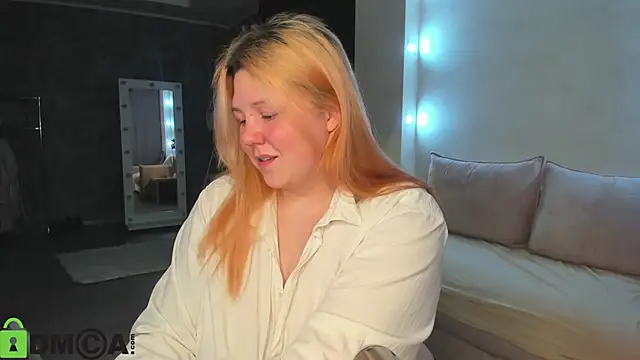 Snapshot of Ruth_Oliver chatting on 4, 11, 2025 Ruth Oliver online show from 4, 11, 2025