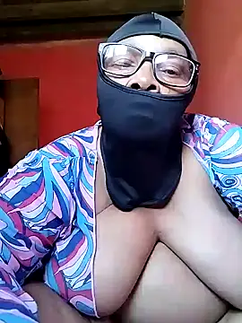 Snapshot of naughtygrannyXXX chatting on 21, 12, 2024 naughtygrannyXXX online show from 21, 12, 2024