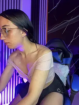 Ady 18 online show from 20, 10, 2025