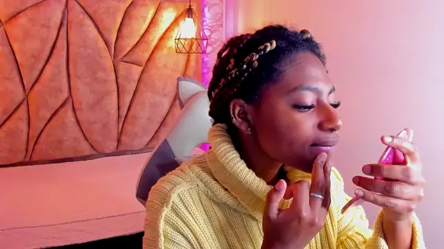 Snapshot of Queen_perla_ chatting on 16, 1, 2025 Queen perla online show from 16, 1, 2025