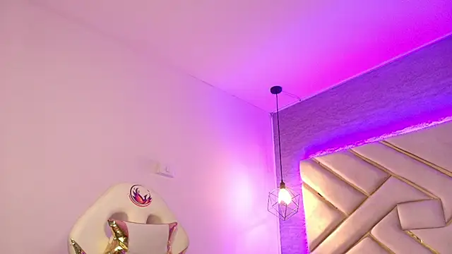 Snapshot of Queen_perla_ chatting on 21, 3, 2025 Queen perla online show from 21, 3, 2025