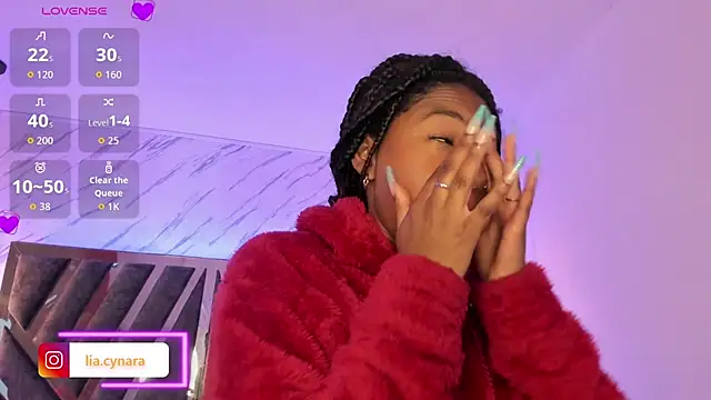 Snapshot of Queen_perla_ chatting on 18, 9, 2025 Queen perla online show from 18, 9, 2025