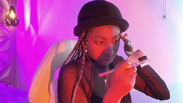 Queen perla  online show from 3, 3, 2026