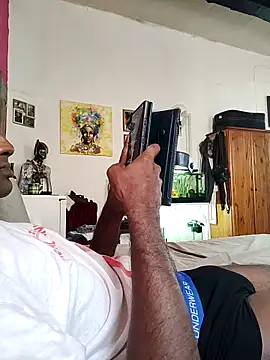 Snapshot of KeptupInosine chatting on 6, 10, 2025 KeptupInosine online show from 6, 10, 2025