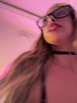 Snapshot of Amanda-sweet chatting on 13, 2, 2025 Amanda-sweet online show from 13, 2, 2025