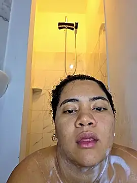 Watagatapitusberry1 online show from 21, 10, 2025